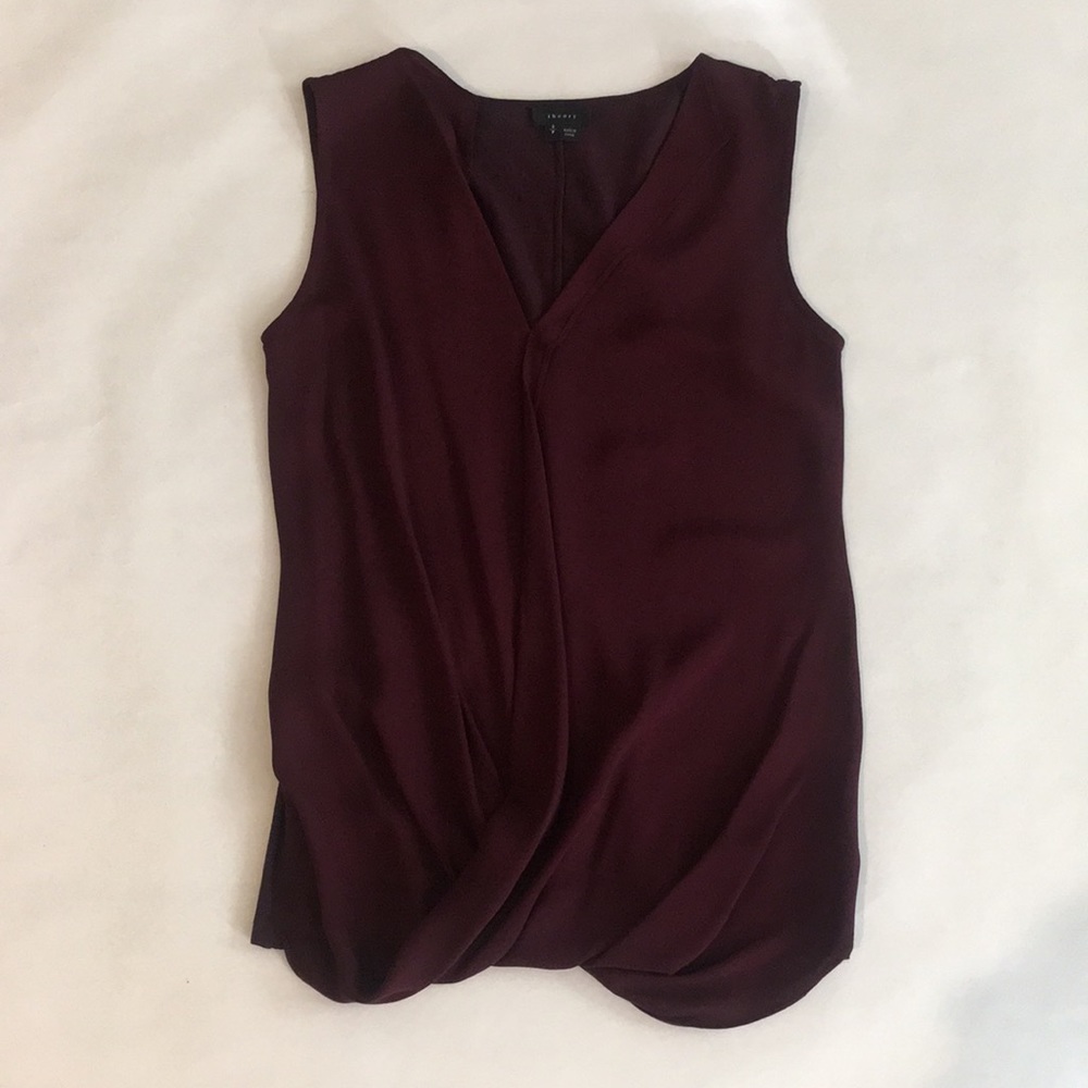 Theory maroon sleeveless shirt